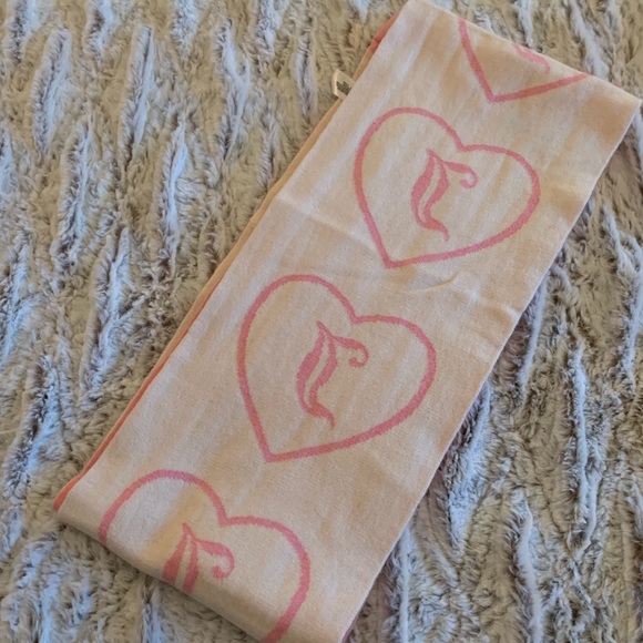 💕Light Pink and White Heart Juicy Couture Scarf💕 - Picture 2 of 3
